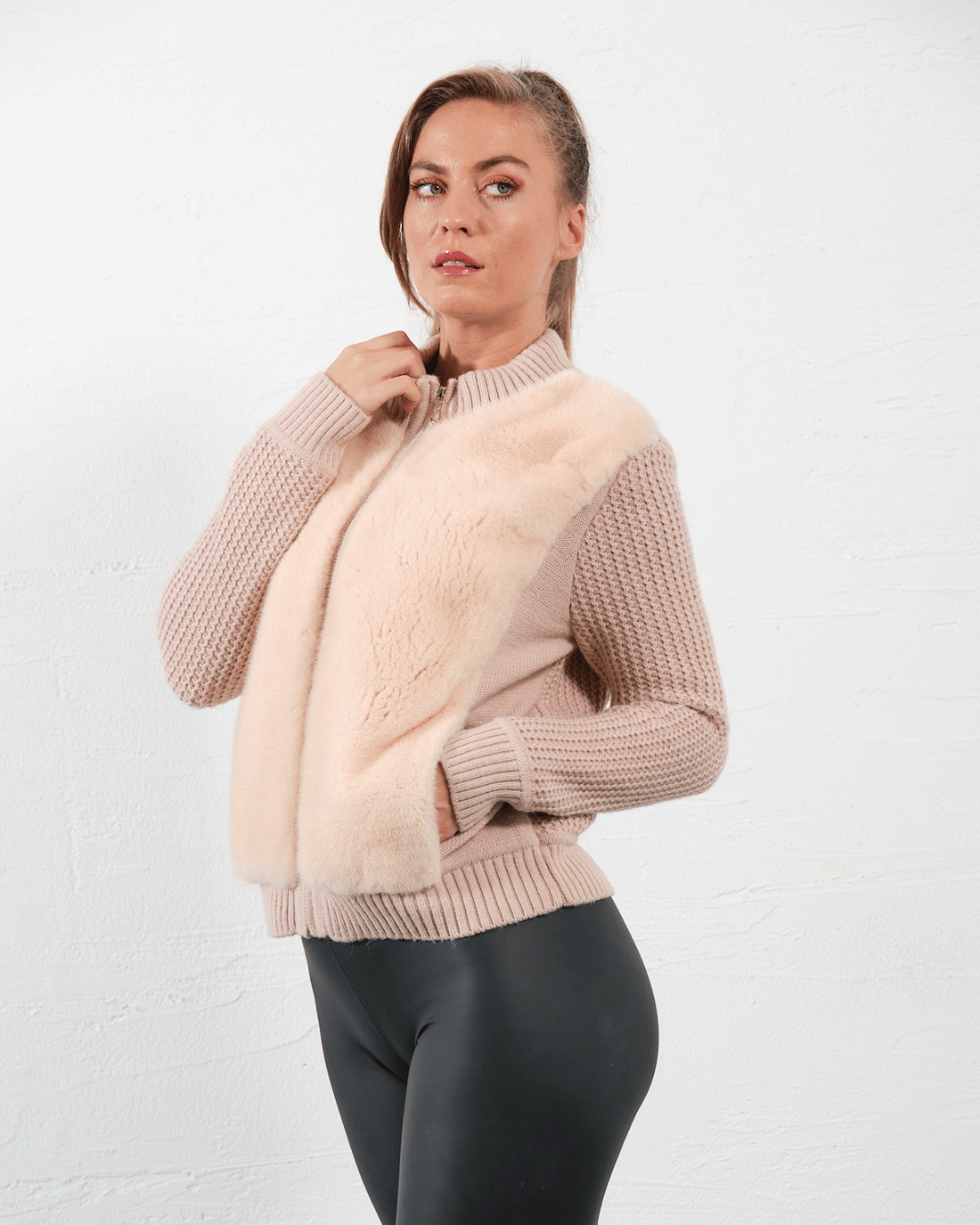 Cream Pink Knitwear